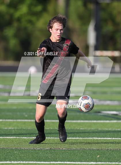 Thumbnail 3 in Wando vs. Carolina Forest photogallery.