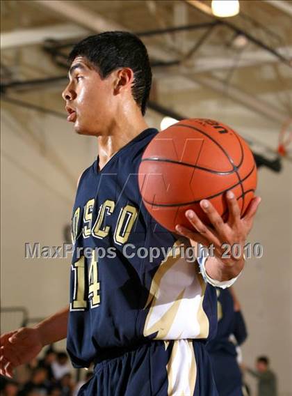 Thumbnail 3 in Dominguez vs. St. John Bosco (Pangos Dream Classic) photogallery.