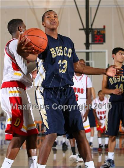 Thumbnail 1 in Dominguez vs. St. John Bosco (Pangos Dream Classic) photogallery.