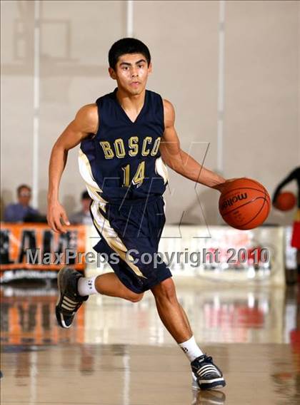 Thumbnail 2 in Dominguez vs. St. John Bosco (Pangos Dream Classic) photogallery.