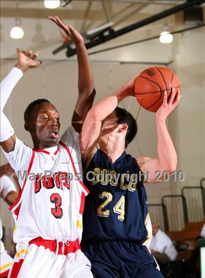 Thumbnail 3 in Dominguez vs. St. John Bosco (Pangos Dream Classic) photogallery.