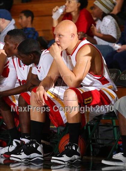 Thumbnail 2 in Dominguez vs. St. John Bosco (Pangos Dream Classic) photogallery.