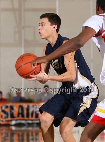 Thumbnail 3 in Dominguez vs. St. John Bosco (Pangos Dream Classic) photogallery.