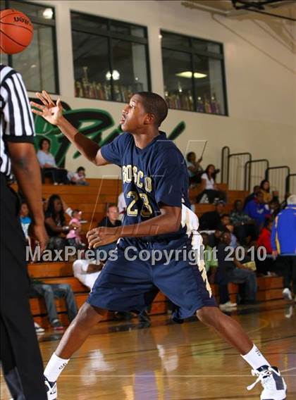 Thumbnail 3 in Dominguez vs. St. John Bosco (Pangos Dream Classic) photogallery.