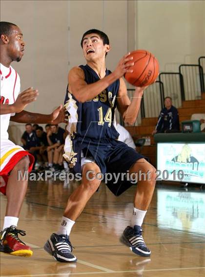Thumbnail 3 in Dominguez vs. St. John Bosco (Pangos Dream Classic) photogallery.