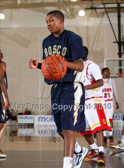 Thumbnail 3 in Dominguez vs. St. John Bosco (Pangos Dream Classic) photogallery.