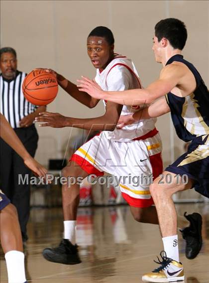 Thumbnail 2 in Dominguez vs. St. John Bosco (Pangos Dream Classic) photogallery.