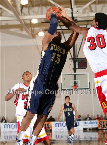 Thumbnail 2 in Dominguez vs. St. John Bosco (Pangos Dream Classic) photogallery.