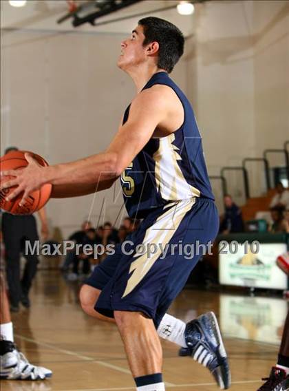 Thumbnail 3 in Dominguez vs. St. John Bosco (Pangos Dream Classic) photogallery.