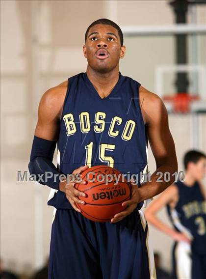 Thumbnail 1 in Dominguez vs. St. John Bosco (Pangos Dream Classic) photogallery.