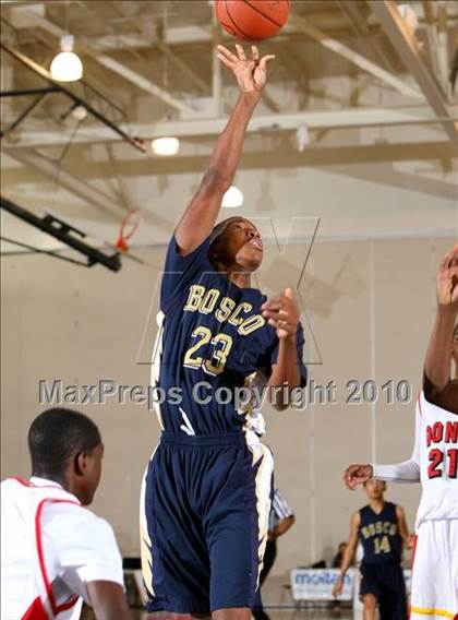 Thumbnail 3 in Dominguez vs. St. John Bosco (Pangos Dream Classic) photogallery.