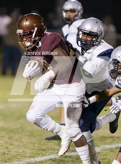 Thumbnail 2 in Valley Christian vs. Silverado (CIF Southern Section D9 Final) photogallery.