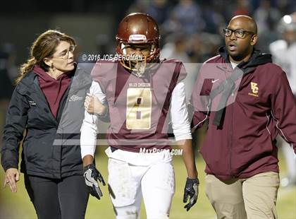 Thumbnail 3 in Valley Christian vs. Silverado (CIF Southern Section D9 Final) photogallery.