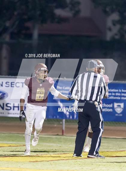 Thumbnail 2 in Valley Christian vs. Silverado (CIF Southern Section D9 Final) photogallery.