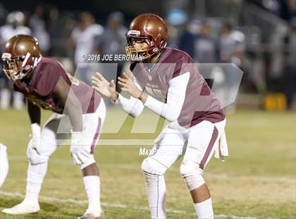 Thumbnail 3 in Valley Christian vs. Silverado (CIF Southern Section D9 Final) photogallery.