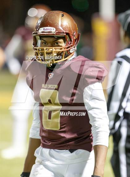 Thumbnail 1 in Valley Christian vs. Silverado (CIF Southern Section D9 Final) photogallery.