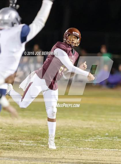 Thumbnail 2 in Valley Christian vs. Silverado (CIF Southern Section D9 Final) photogallery.