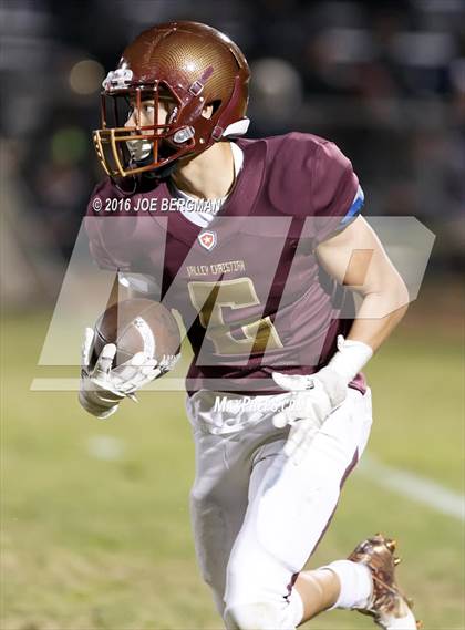 Thumbnail 2 in Valley Christian vs. Silverado (CIF Southern Section D9 Final) photogallery.