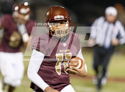 Thumbnail 2 in Valley Christian vs. Silverado (CIF Southern Section D9 Final) photogallery.