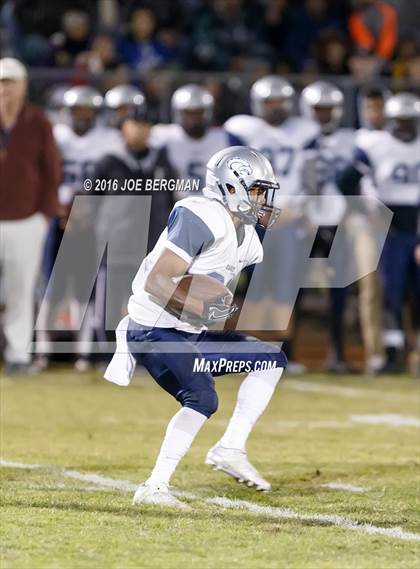 Thumbnail 1 in Valley Christian vs. Silverado (CIF Southern Section D9 Final) photogallery.