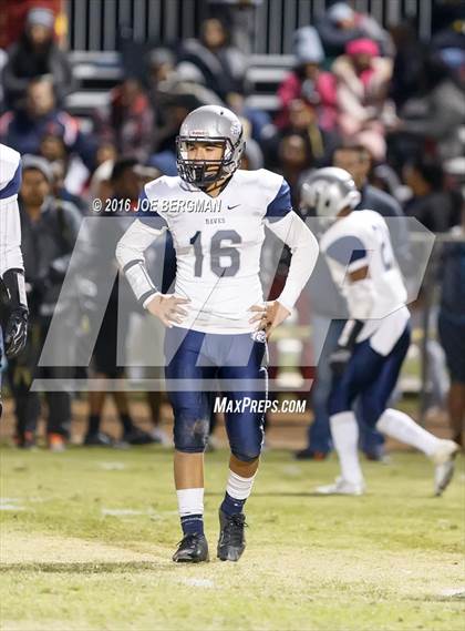 Thumbnail 3 in Valley Christian vs. Silverado (CIF Southern Section D9 Final) photogallery.