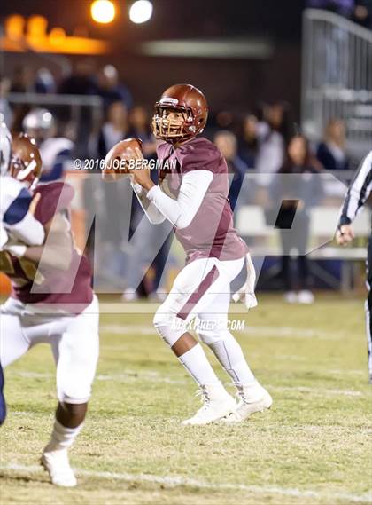 Thumbnail 3 in Valley Christian vs. Silverado (CIF Southern Section D9 Final) photogallery.
