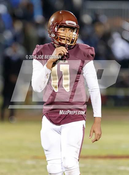 Thumbnail 3 in Valley Christian vs. Silverado (CIF Southern Section D9 Final) photogallery.