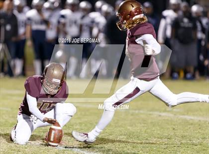 Thumbnail 1 in Valley Christian vs. Silverado (CIF Southern Section D9 Final) photogallery.