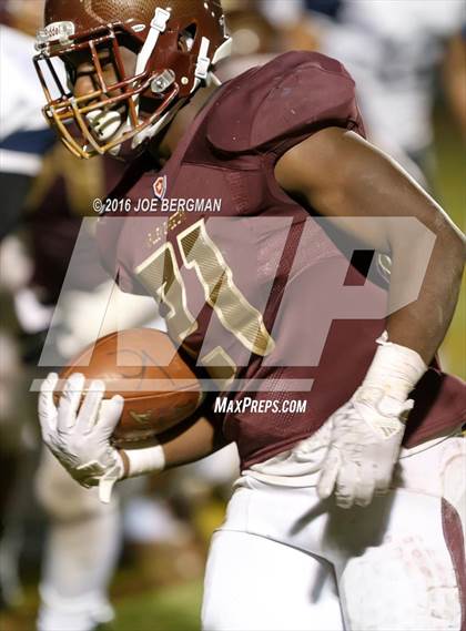 Thumbnail 3 in Valley Christian vs. Silverado (CIF Southern Section D9 Final) photogallery.