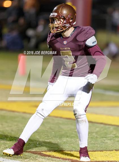 Thumbnail 3 in Valley Christian vs. Silverado (CIF Southern Section D9 Final) photogallery.