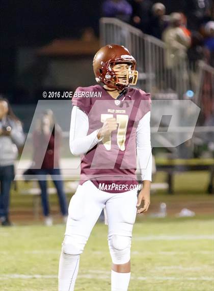 Thumbnail 3 in Valley Christian vs. Silverado (CIF Southern Section D9 Final) photogallery.