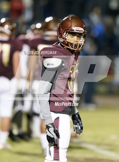 Thumbnail 3 in Valley Christian vs. Silverado (CIF Southern Section D9 Final) photogallery.