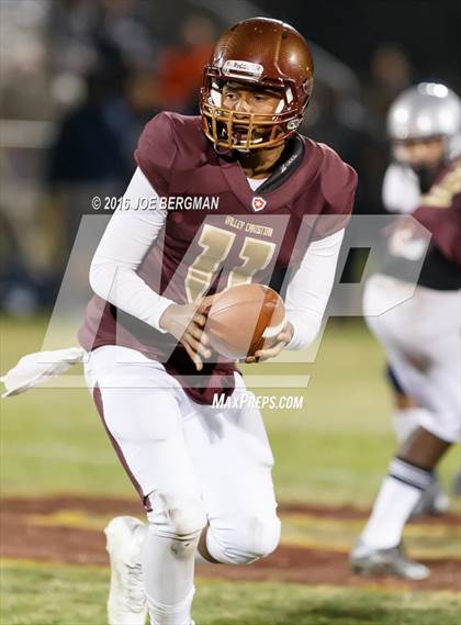 Thumbnail 2 in Valley Christian vs. Silverado (CIF Southern Section D9 Final) photogallery.