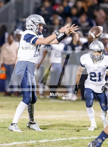 Thumbnail 3 in Valley Christian vs. Silverado (CIF Southern Section D9 Final) photogallery.