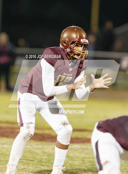 Thumbnail 2 in Valley Christian vs. Silverado (CIF Southern Section D9 Final) photogallery.
