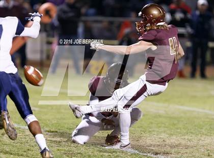 Thumbnail 1 in Valley Christian vs. Silverado (CIF Southern Section D9 Final) photogallery.