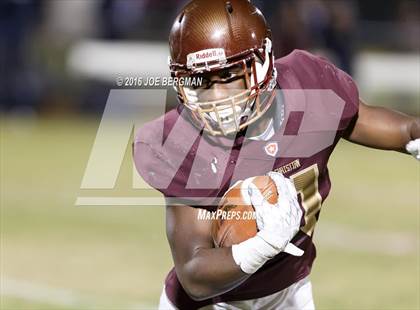 Thumbnail 1 in Valley Christian vs. Silverado (CIF Southern Section D9 Final) photogallery.