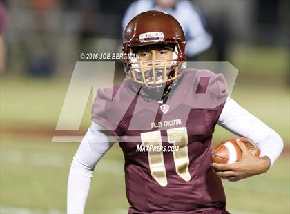 Thumbnail 3 in Valley Christian vs. Silverado (CIF Southern Section D9 Final) photogallery.