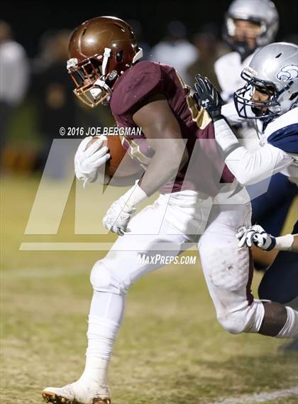 Thumbnail 1 in Valley Christian vs. Silverado (CIF Southern Section D9 Final) photogallery.