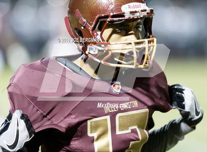 Thumbnail 1 in Valley Christian vs. Silverado (CIF Southern Section D9 Final) photogallery.