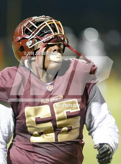 Thumbnail 2 in Valley Christian vs. Silverado (CIF Southern Section D9 Final) photogallery.