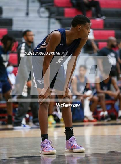Thumbnail 3 in Eisenhower vs. West Orange-Stark photogallery.