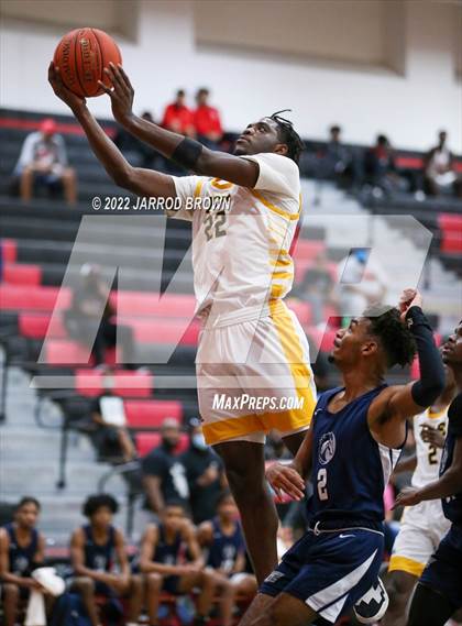 Thumbnail 1 in Eisenhower vs. West Orange-Stark photogallery.