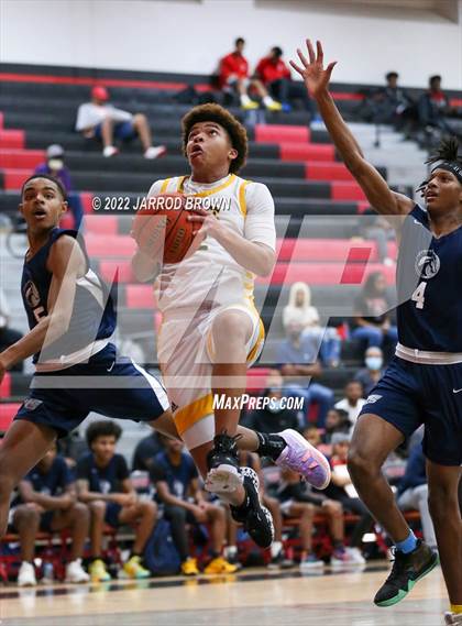Thumbnail 3 in Eisenhower vs. West Orange-Stark photogallery.