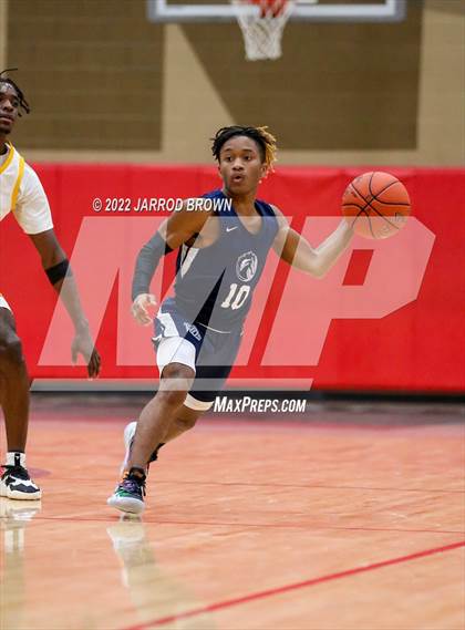 Thumbnail 3 in Eisenhower vs. West Orange-Stark photogallery.