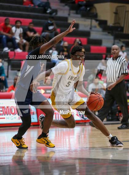 Thumbnail 1 in Eisenhower vs. West Orange-Stark photogallery.