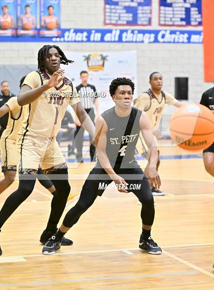 Thumbnail 3 in St. Petersburg vs Florida State University High photogallery.