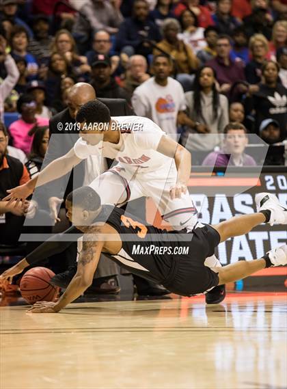 Thumbnail 3 in Marion vs. Hall (AAA 5A Final) photogallery.