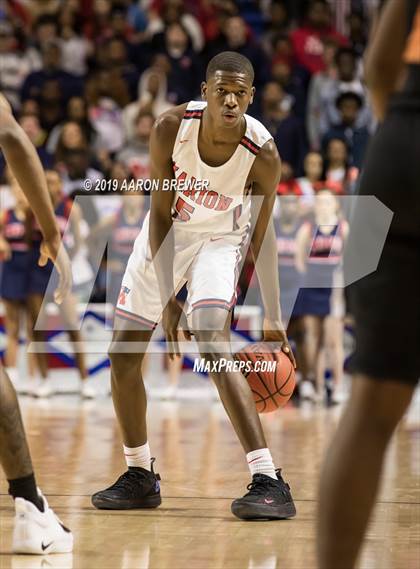 Thumbnail 3 in Marion vs. Hall (AAA 5A Final) photogallery.