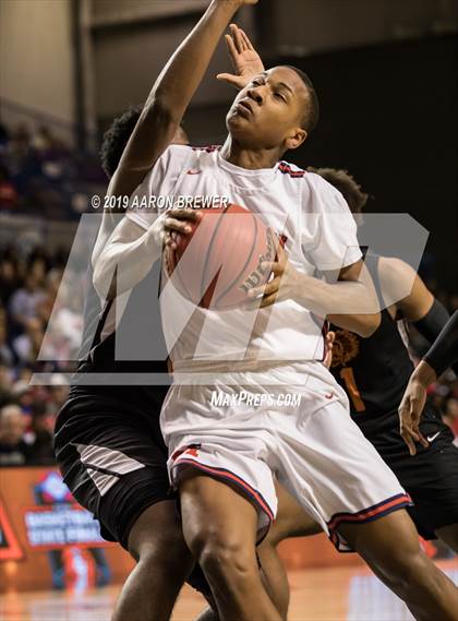 Thumbnail 2 in Marion vs. Hall (AAA 5A Final) photogallery.